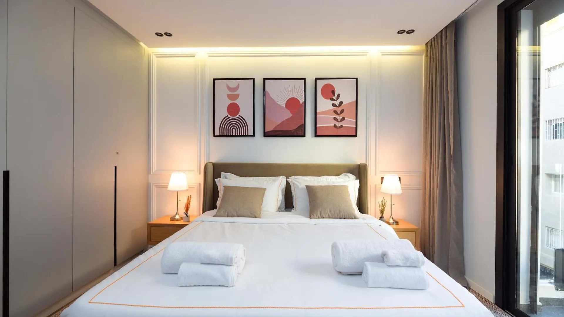 Cosy & So Stylish Appartement Au Coeur De Casablanca Bd 2 Mars Derriere Kfc 2 Min A Pieds Vers Mcdo 0*,  Morocco
